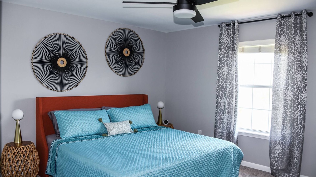 Starkville House | *The Lakeside Lookout* Modern! 5 Mins to MSU!