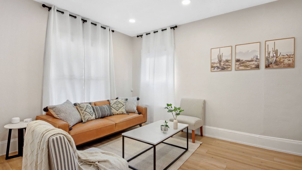 Lakewood House | The Lakewood Belle! Family Friendly Home -10 mins to Downtown