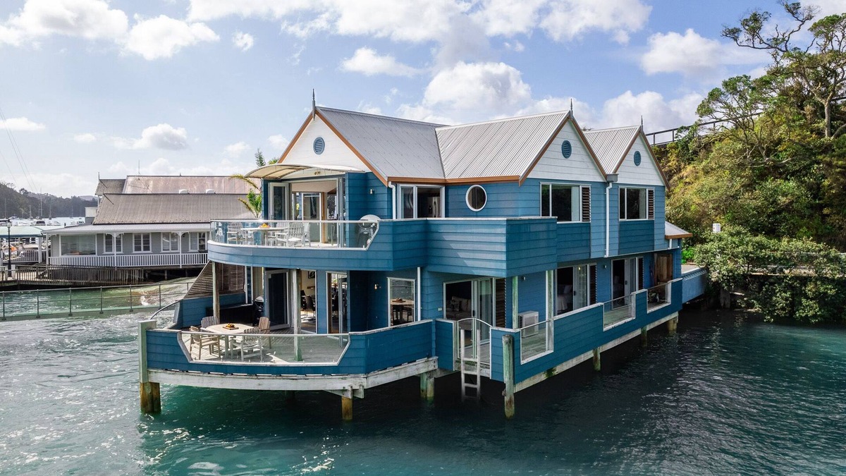 Opua Cottage | The Landing at The Boathouse - Opua Holiday Apartment