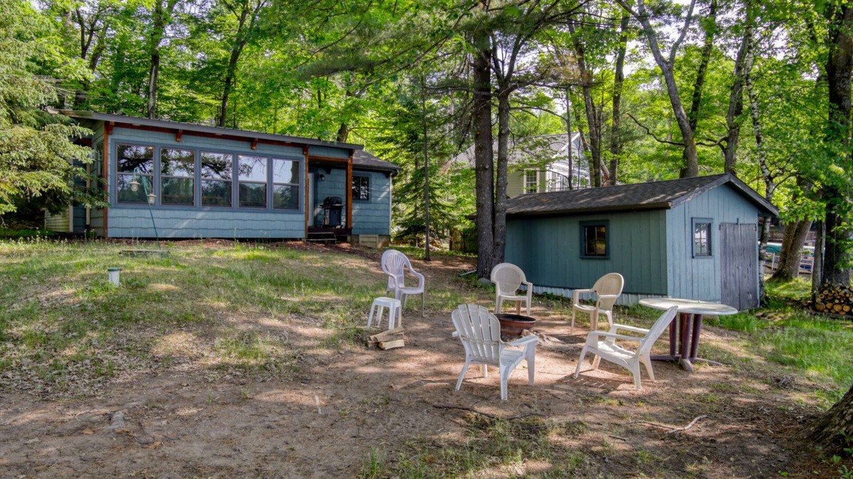 New Auburn Cabin | The Landing on Lower Long Lake