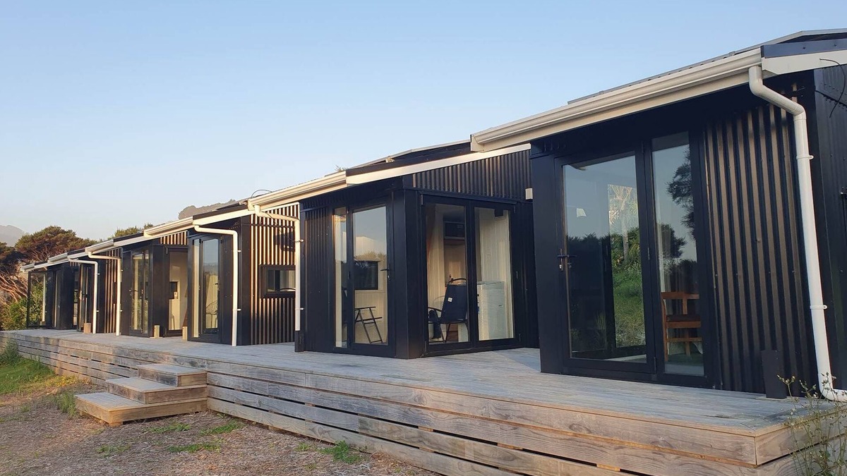 Omapere Ski Chalet | The Landings Hokianga - Tūī