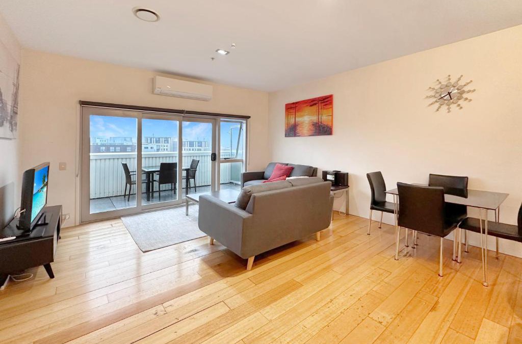 Auckland Central Business District Apartment | The Landings Parnell