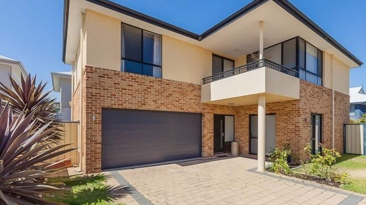 Doubleview House | The Lane in Doubleview