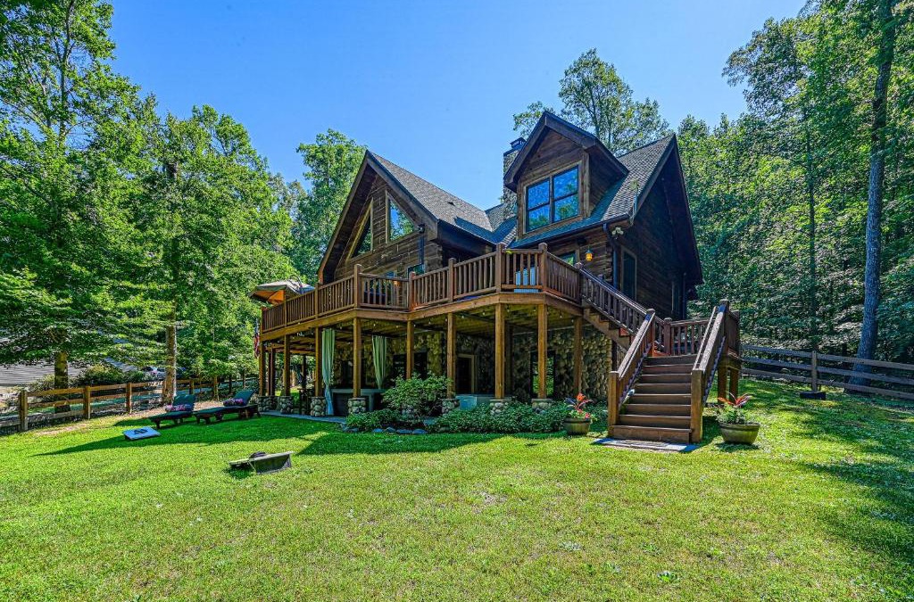 Bumpass House | The Last Cast