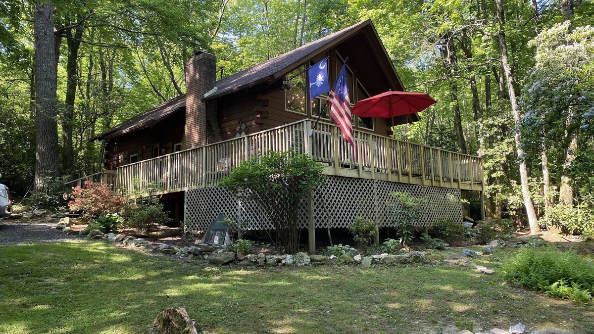 Newland Cabin | The last slice of Ginger Cake Acres