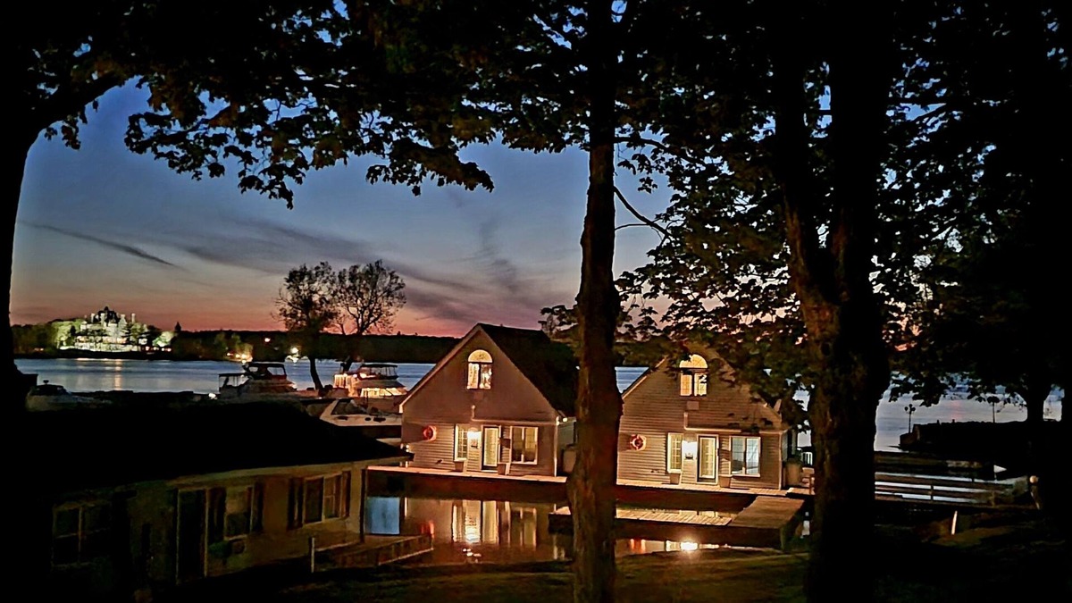 Alexandria Bay House | The Ledges Resort and Marina, Lighthouse