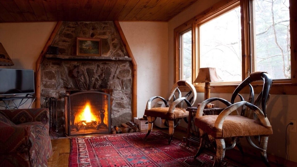 Blakeslee Cabin | The Lehigh Cabin - Riverfront Escape- 1 mile private river