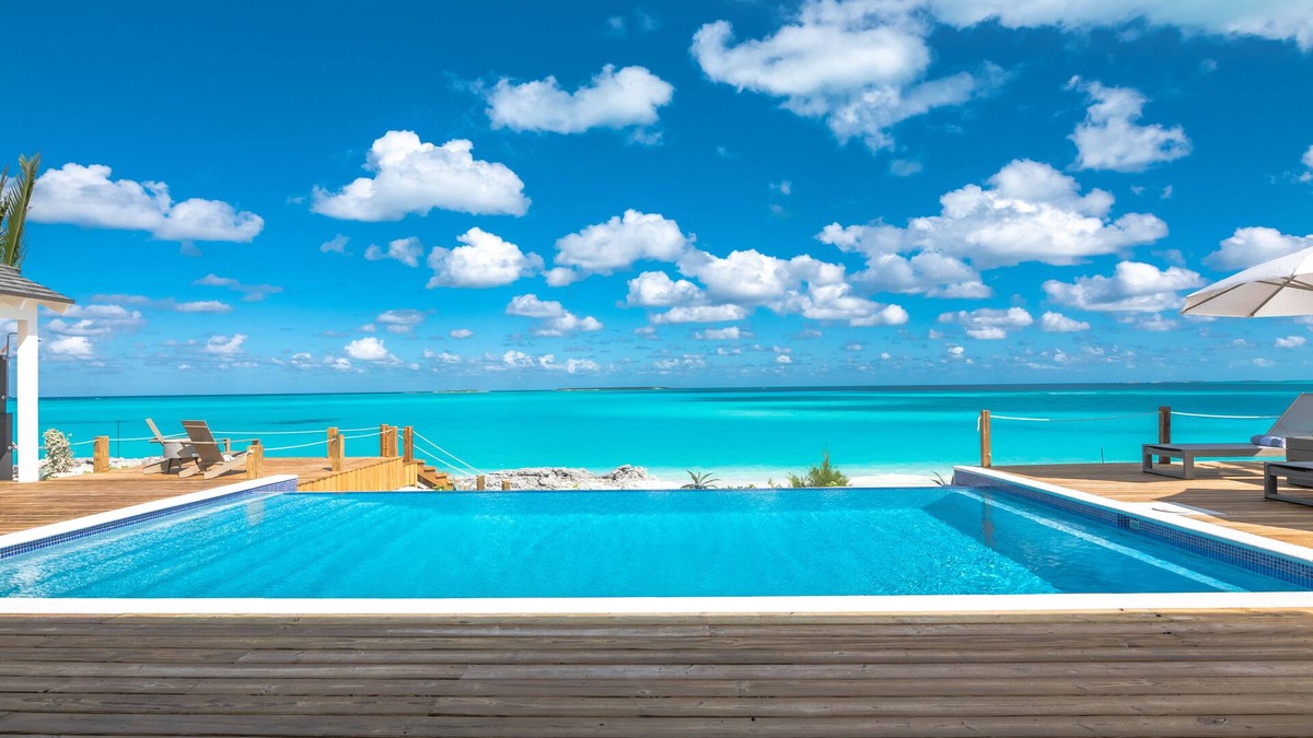 Tar Bay Villa | The Lemon Tree House - 5 Bedroom, 6 Bath Oceanfront Villa on Beautiful Tar Bay!