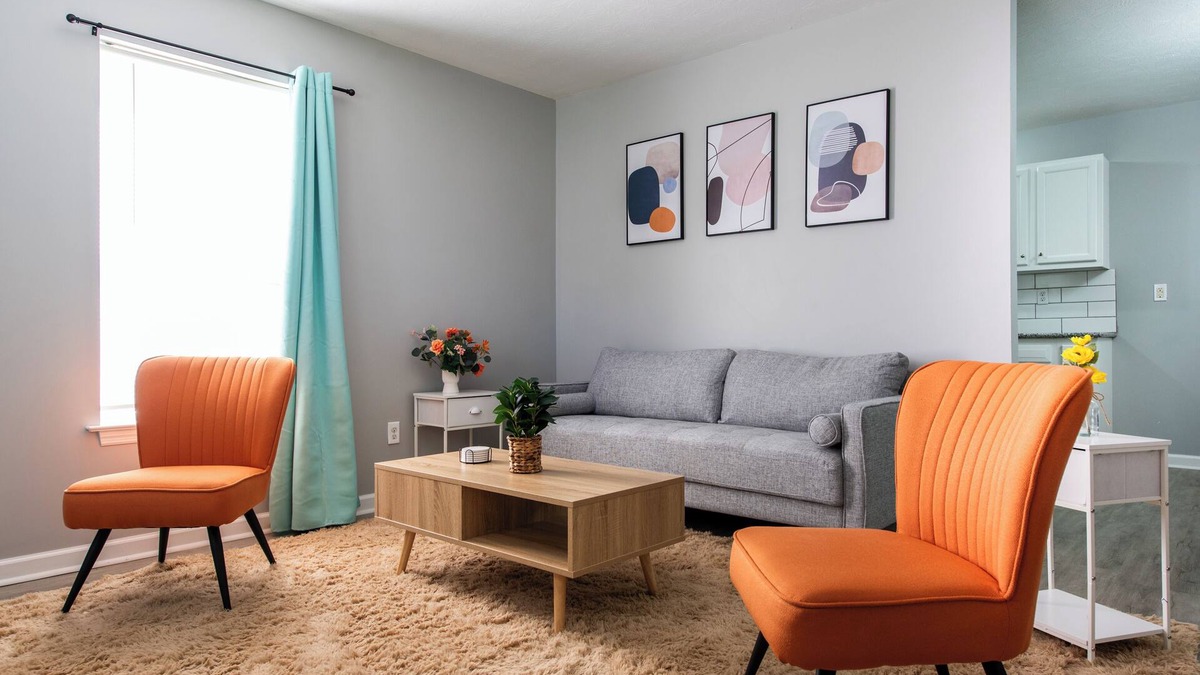 Griffin Gate House | The Lexington Lux l Quaint & Cozy l Horse Park
