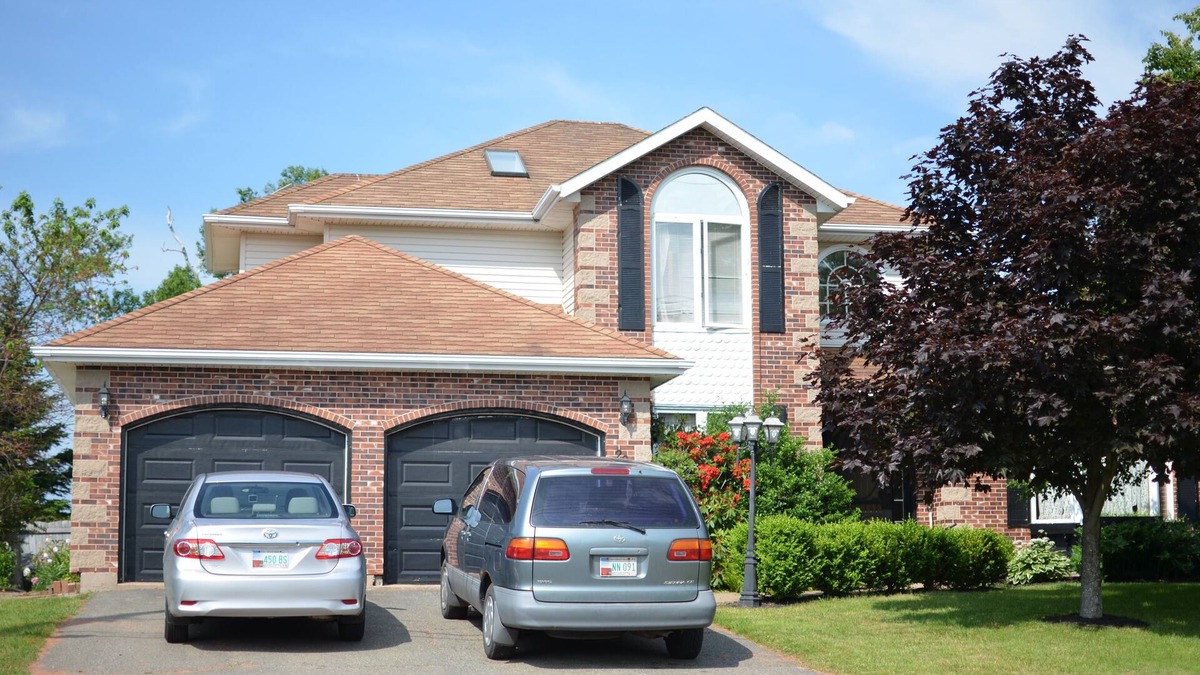 Charlottetown House | The Liberty House (Elegant, Stylish, Spacious)