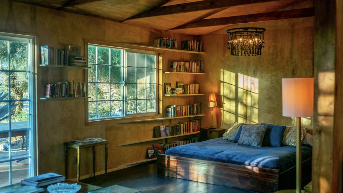 Morongo Valley House | The Library at The Sea of Tranquility w/Pool, Hot Tub & Outdoor Kitchen