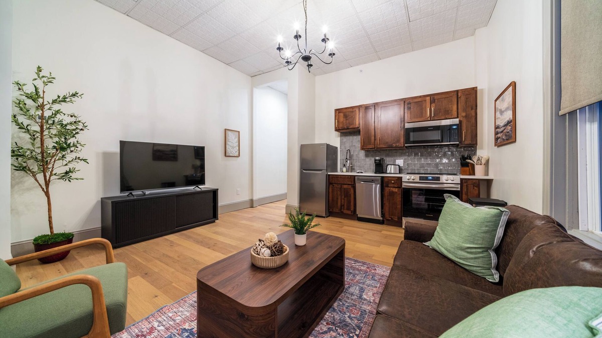 Sedalia Apartment | The Library - Luxury 2-Bedroom Apartment in Downtown Sedalia