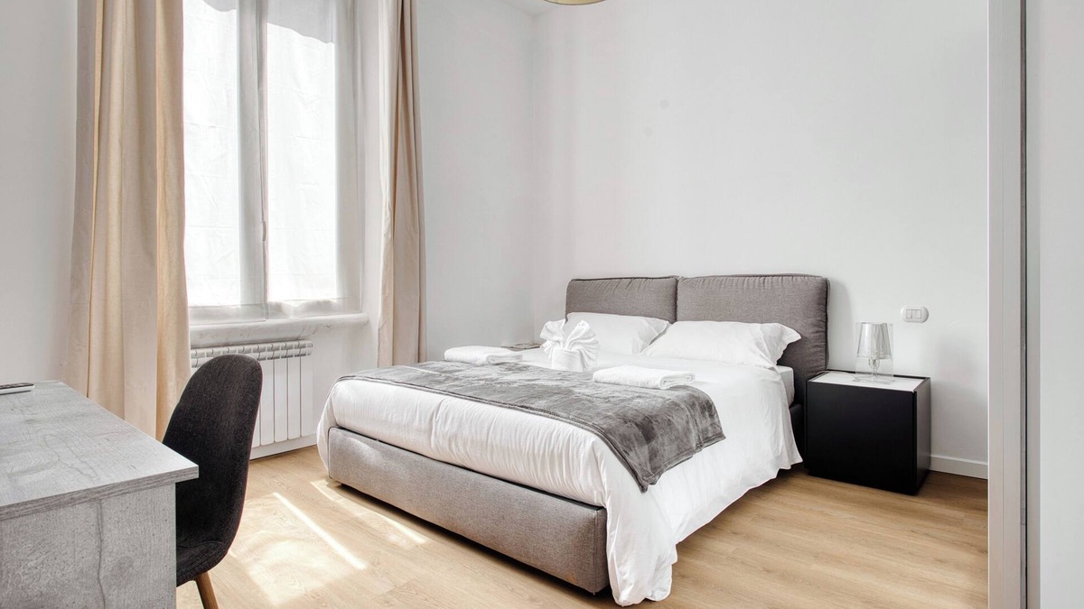 Porta Venezia Apartment | The Light, Central Station District