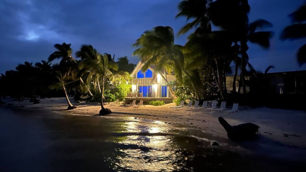 Sugarloaf Key House | The Lighthouse - Beach Houses Key West