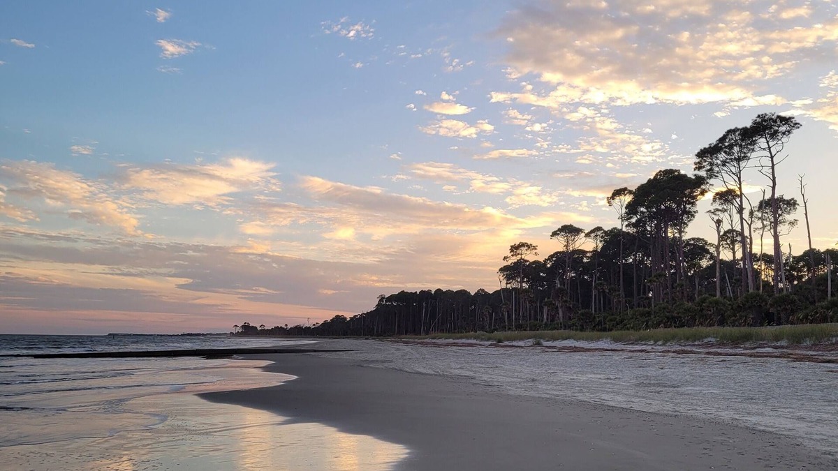 Port Royal Cottage | The Lighthouse Cottage - beautiful, light-filled vacation cottage in Port Royal.