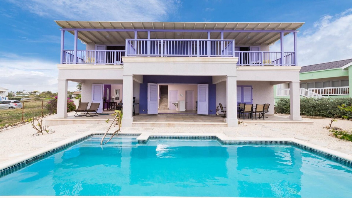 Vuemont House | The Lilac Villa at Green Point