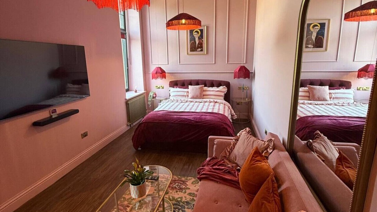 Troon Apartment | The Lillie @ The Bank by Coorie Doon Stays