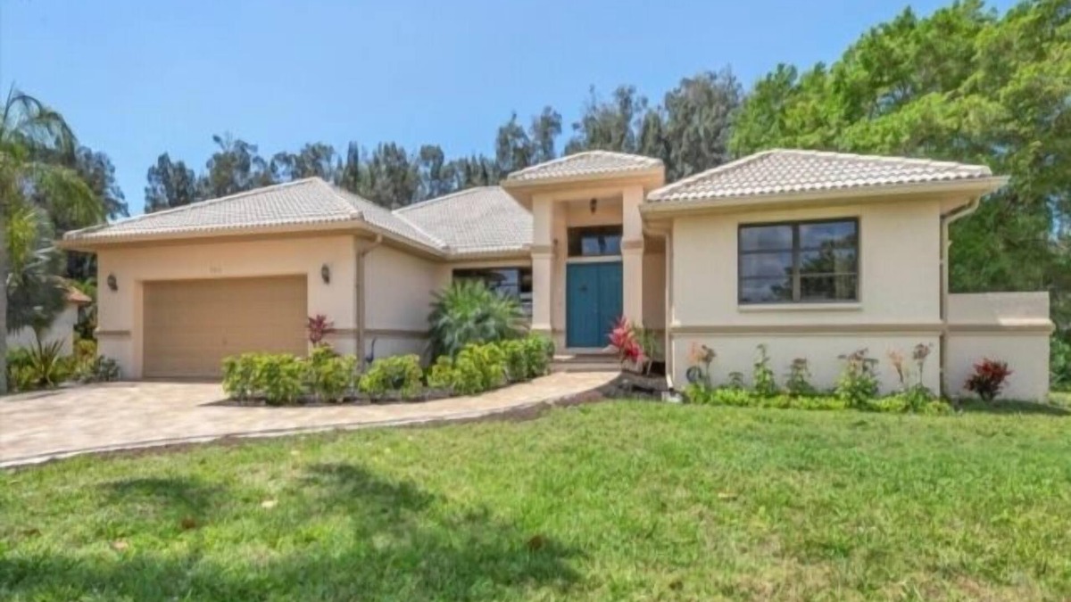 Cape Haze House | The Lily Pad - BEAUTIFUL Cape Haze location with PRIVATE pool
