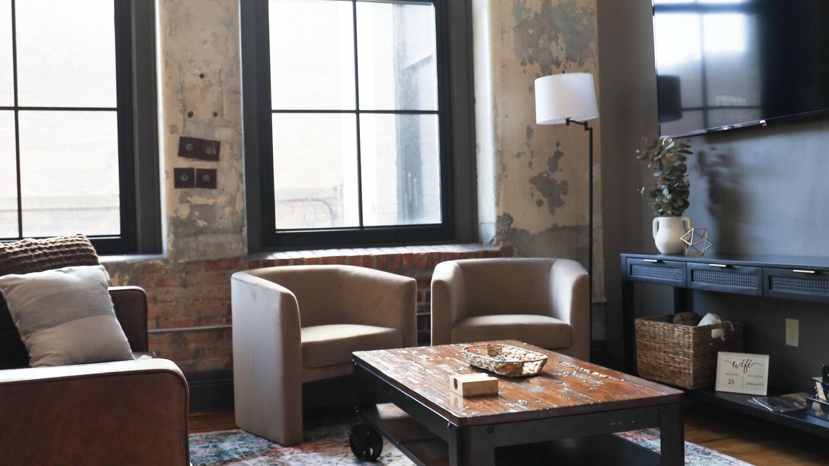 Downtown Toledo Apartment | The Limitless Loft