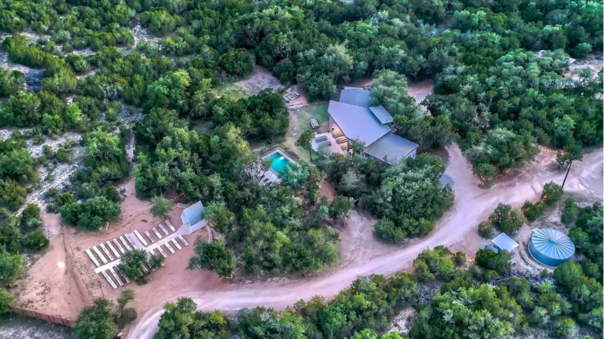 Dripping Springs Resort | The Liney Moon