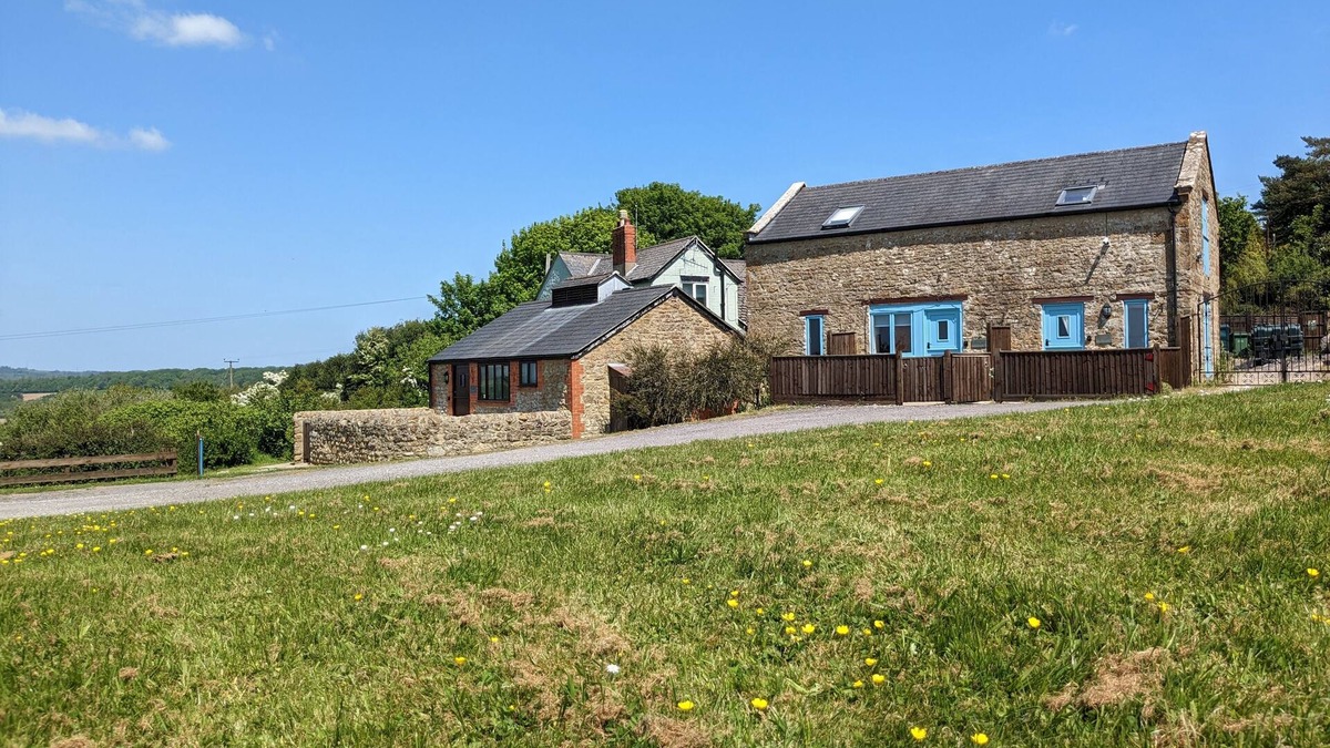 West Compton Cottage | THE LINHAY, pet friendly, character holiday cottage in Bridport