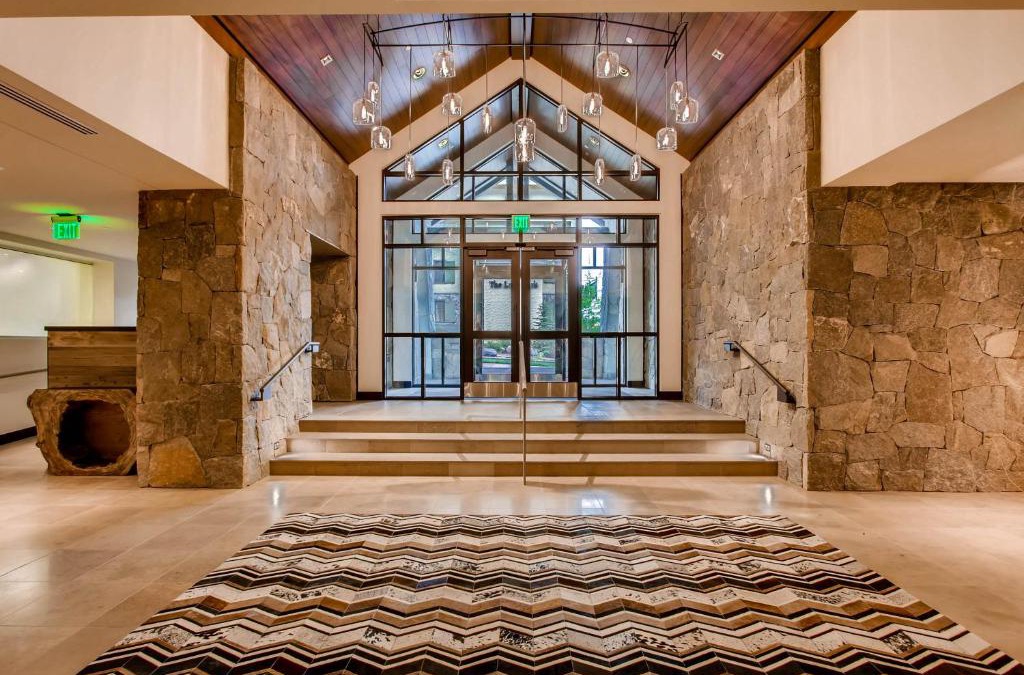Vail Hotel | The Lion Vail