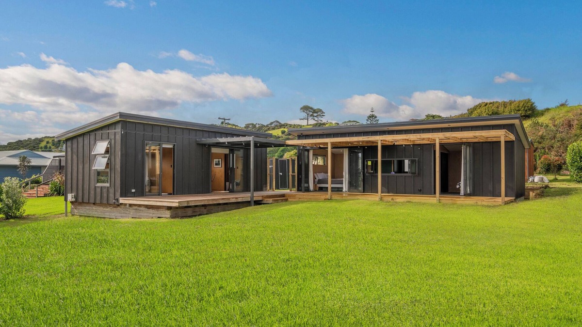Whangapoua House | The Little Bach at Whangapoua