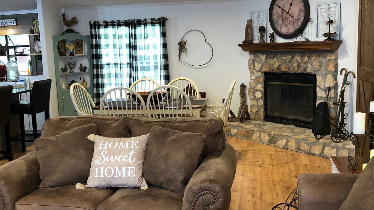 Dripping Springs House | The Little Farm at Hill Country Casa