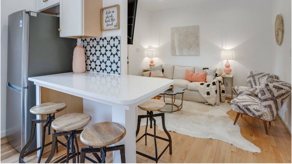 Downtown Cottage | The Little Gem π- Walking Distance to Downtown Raleigh