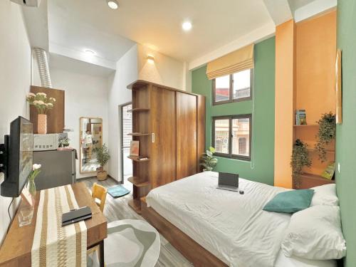 Nghia Đo Apartment | The Little Hanoi -Modern-Balcony