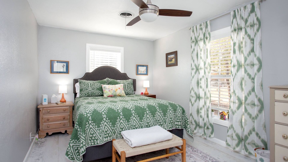Amarillo House | The Little House - Eclectic, Quiet, Pet Friendly Home