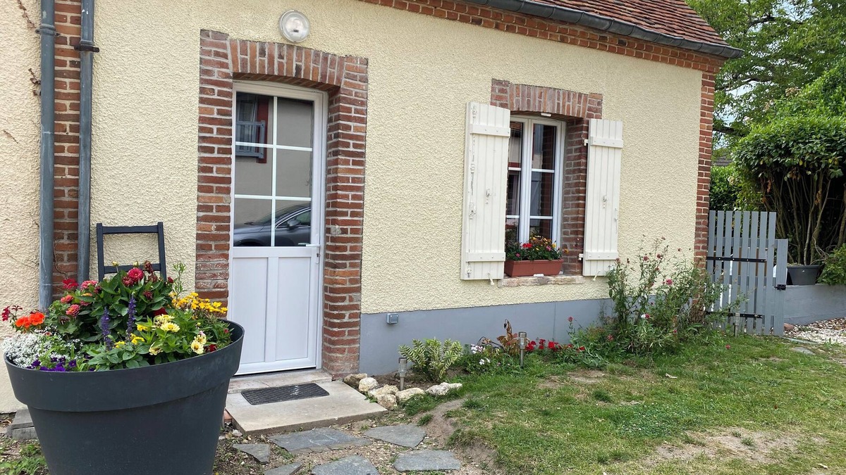 Noyers House | The little house in the village