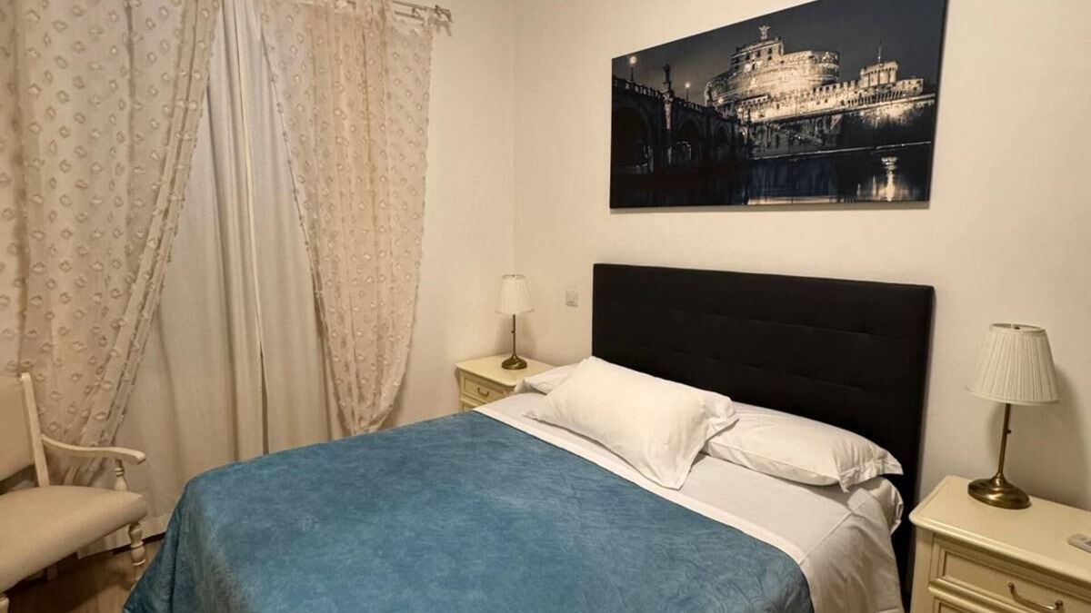 Zona LIII Tomba di Nerone Apartment | The Little House