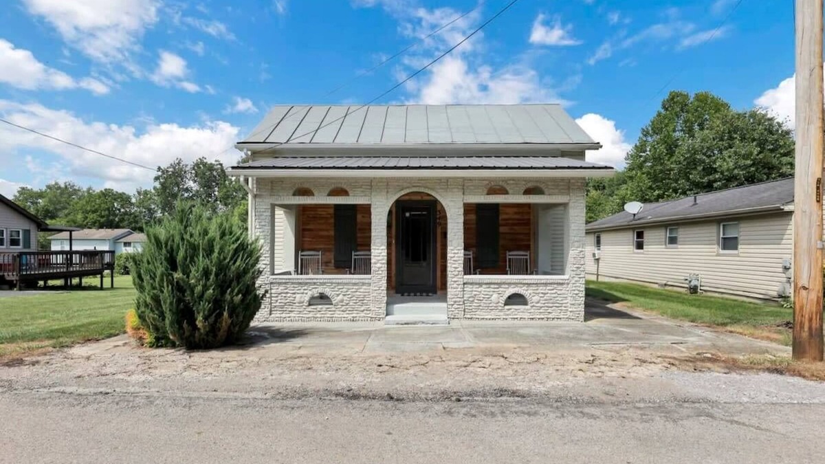 South Lebanon House | The Little River Trails