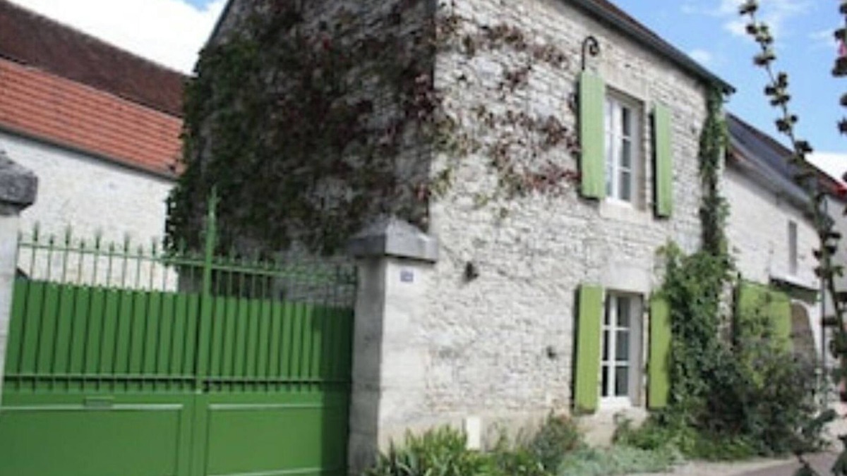 Landreville House | The Little summer house, a charming eco-gîte on the Champagne tourist trail