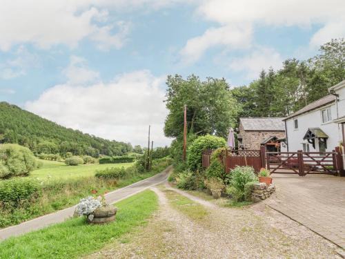 Llanferres House | The Little White Cottage