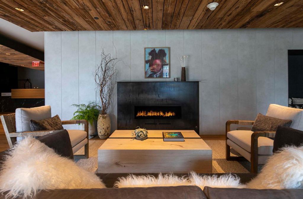 Downtown Hotel | The Lloyd Stamford, Tapestry Collection by Hilton