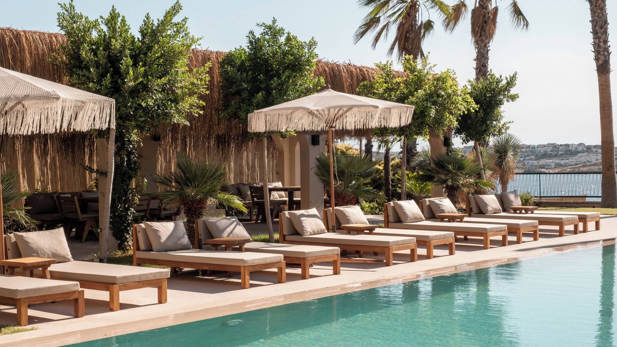 Cesme Hotel | The Local House Ayasaranda