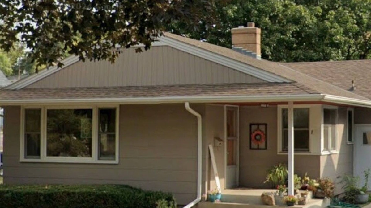 New Ulm House | The Local On Washington