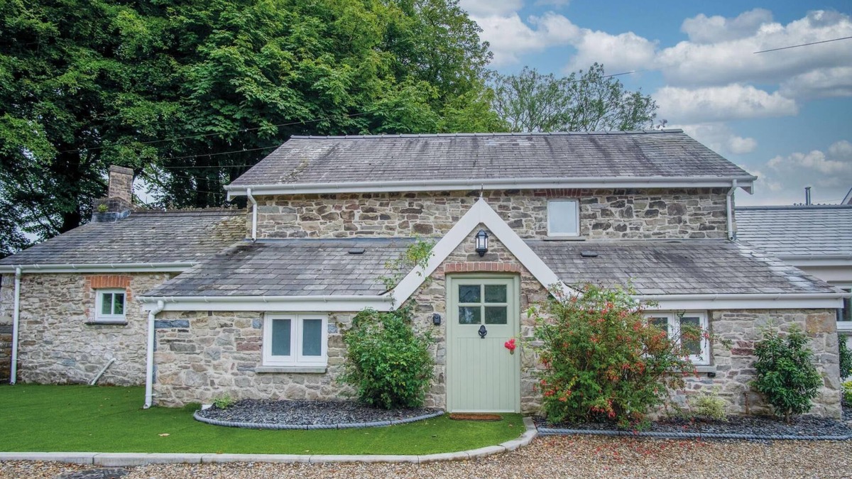 Ludchurch Cottage | The Lodge - 2 Bedroom Cottage - Princes Gate