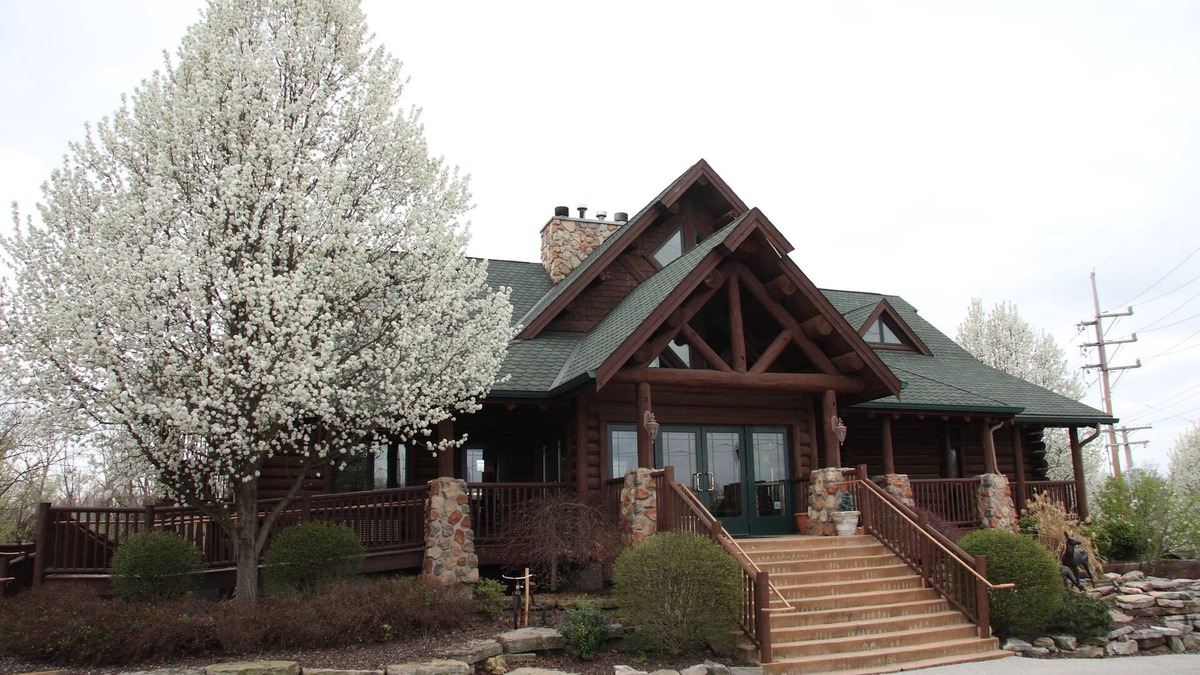 Lemay Bed & Breakfast | The Lodge at Grant's Trail