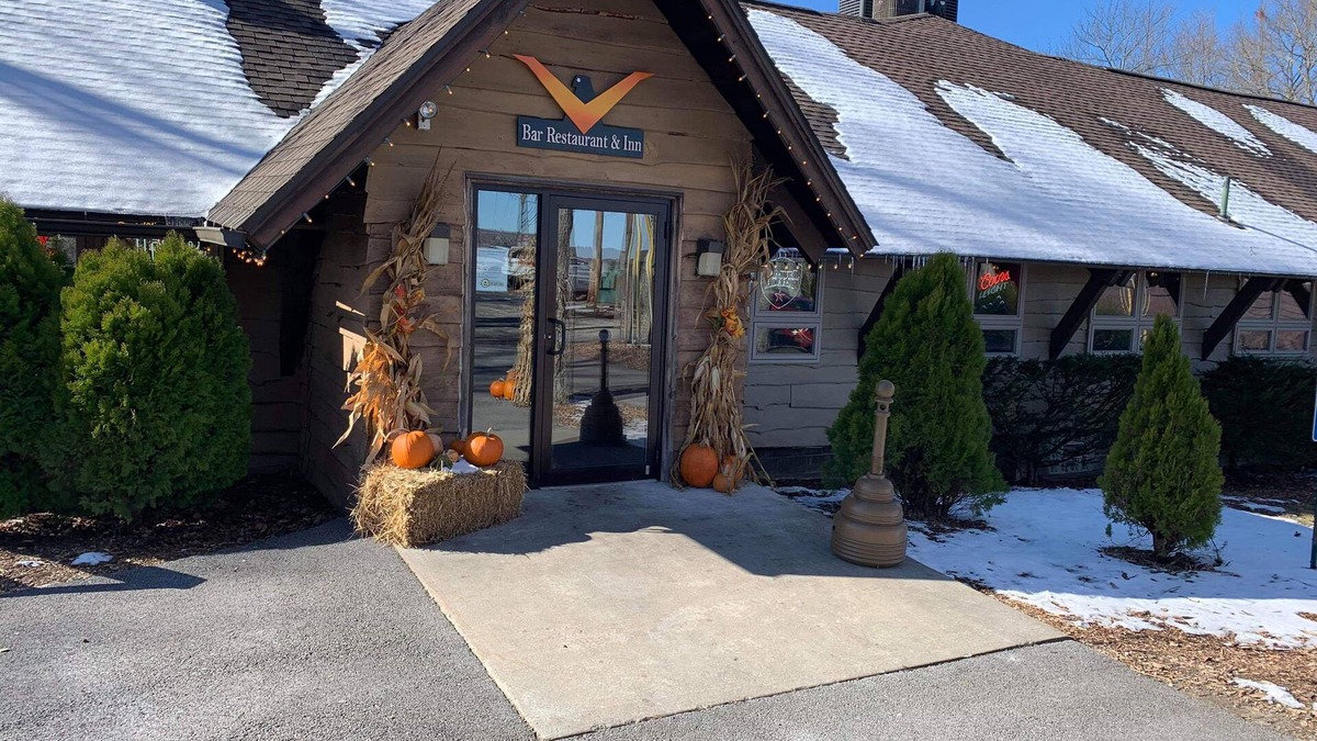 Indian Lake Hotel | The Lodge at Indian Lake