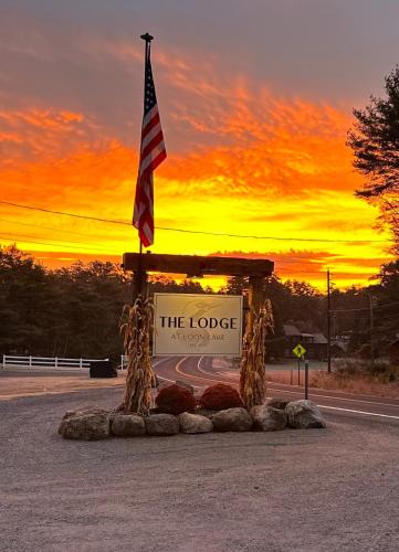Chestertown Hotel | The Lodge at Loon Lake