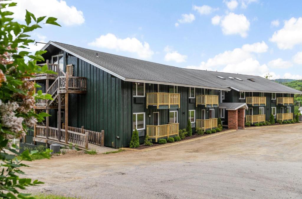 West Dover Cabin | The Lodge at Mount Snow