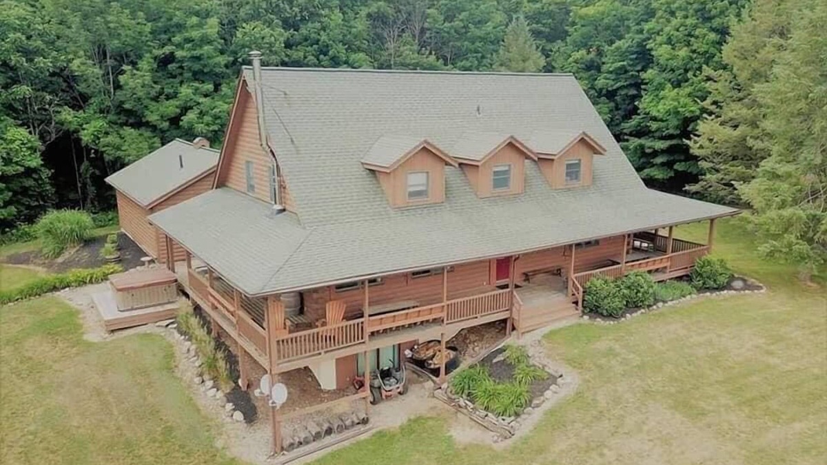 Naples House | The Lodge at Mountain View Meadow