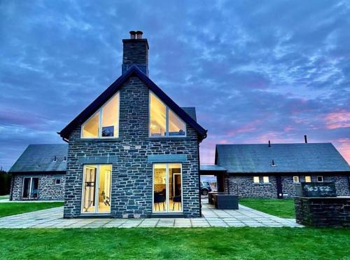 Kippen Villa | The Lodge at Muir Estate