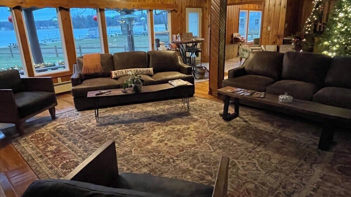 Twin Lake House | THe Lodge at South Shore Resort