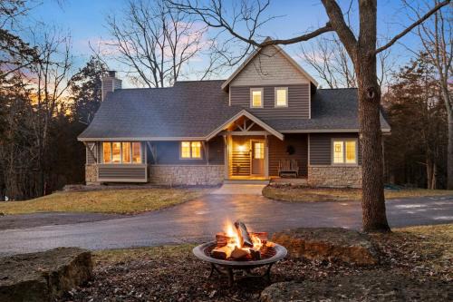 The Galena Territory Villa | The Lodge, 'North Woods' style, boutique Galena Getaway!