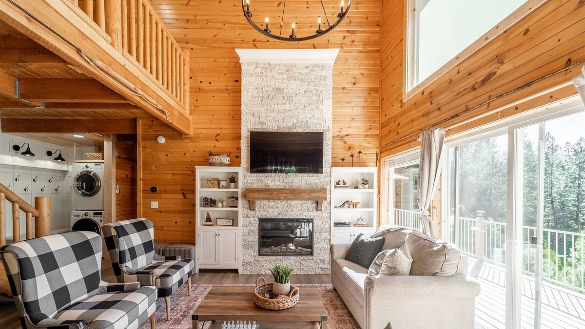 Cascade Cabin | The Lodge on Shore Drive