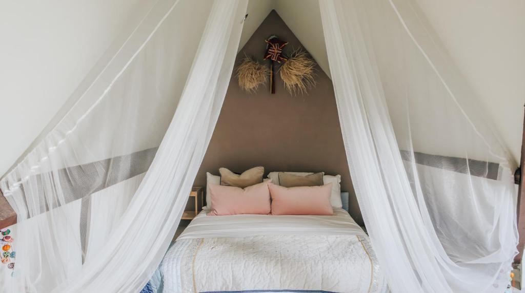 Pontcanna Apartment | The Loft at 82 Cathedral with Parking